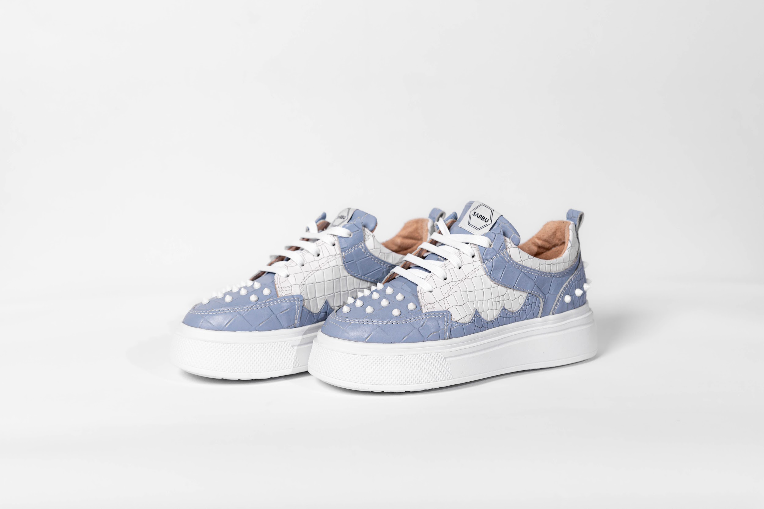 Baskets basses A20-102-01