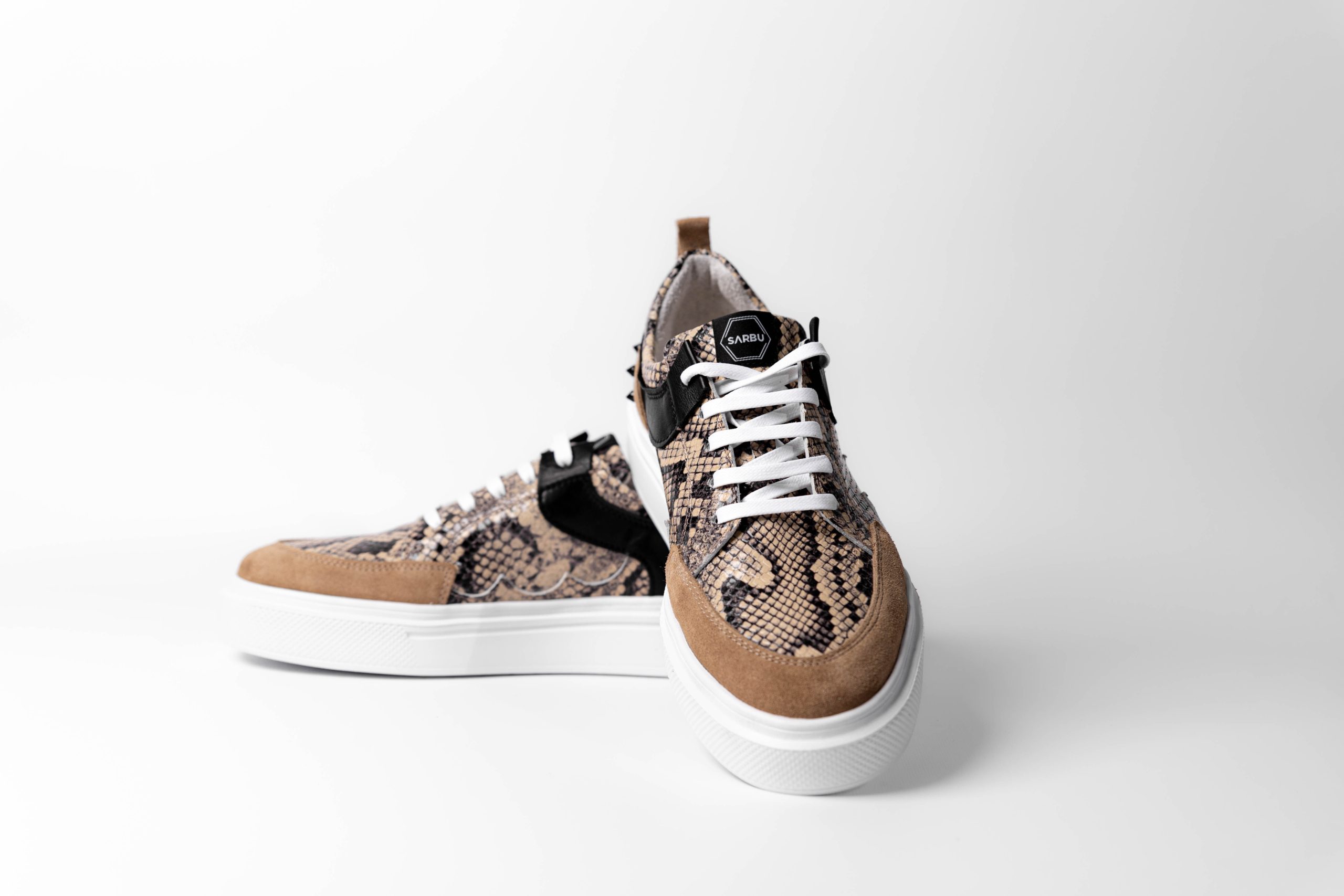 Baskets basses A20-102-03